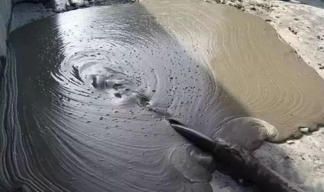 混凝土耐久性指的是什麽？